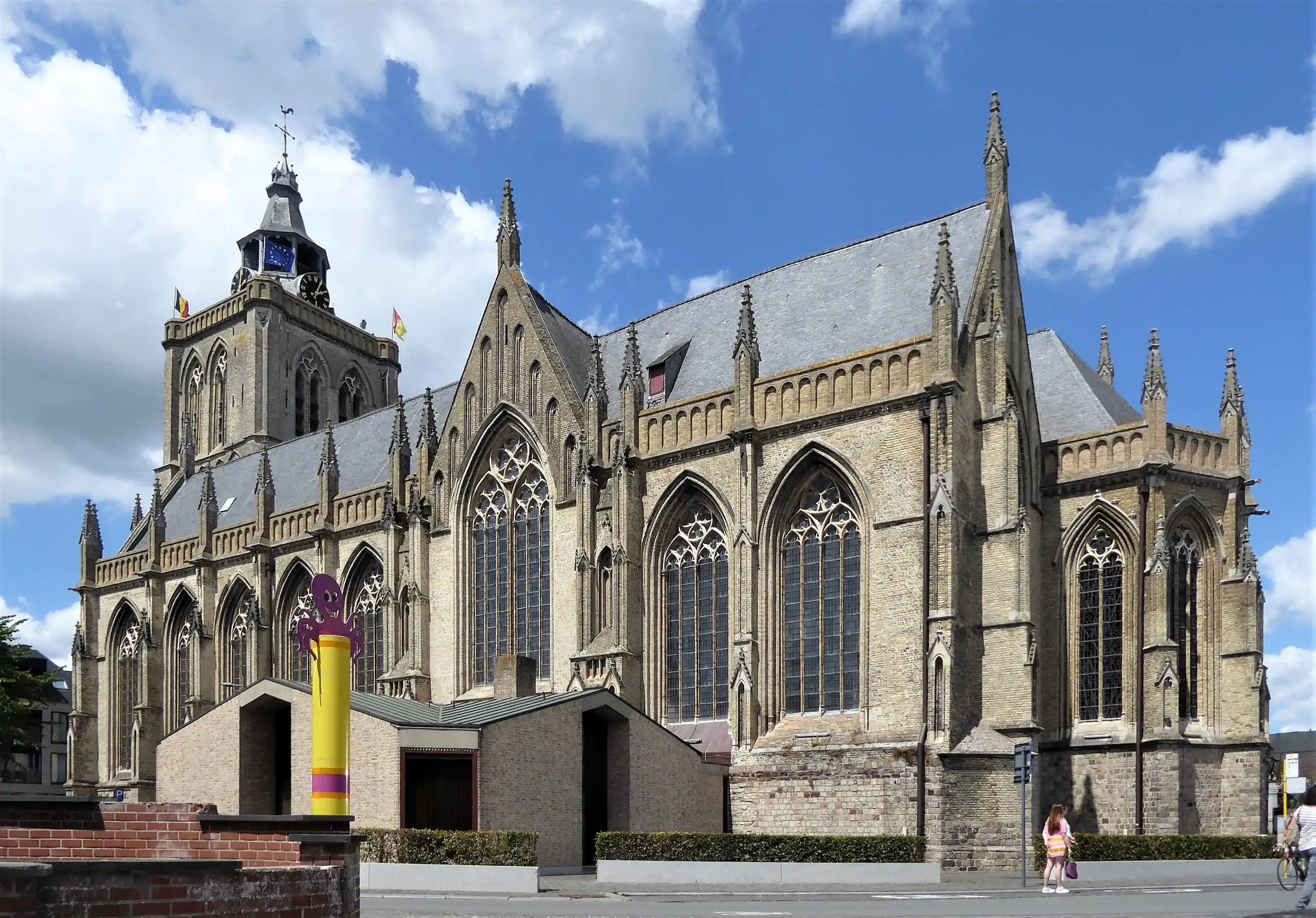 Sint-Bertinuskerk_(Poperinge)_(4) (1)